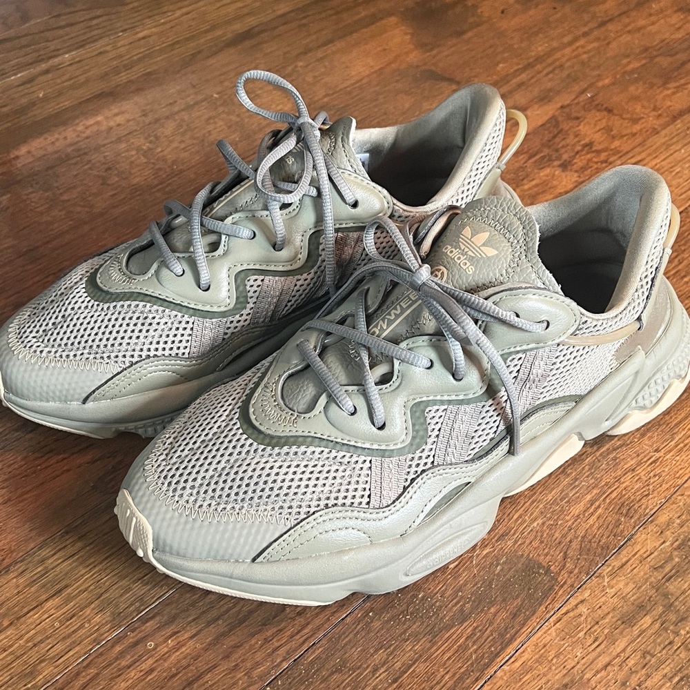 Adidas Green Ozweego Sneakers Like-New
